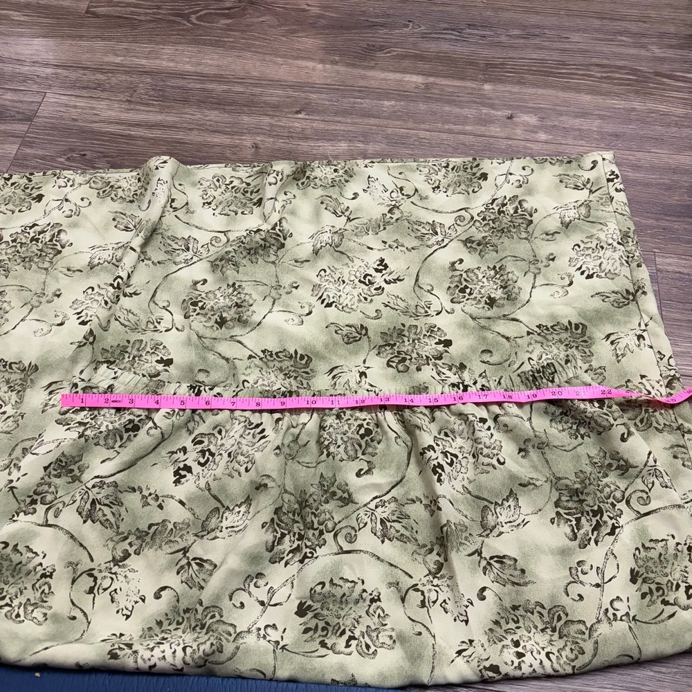 90s Vintage Laura Scott Woman Romantic Brocade Floral Midi Skirt (Green)Size 24W - Picture 9 of 9